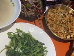 -神府路壹号·海鲜烧烤·砂锅粥·锅物(三坊七巷店)