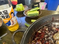 -黄潇洒老火锅(九眼桥宏济巷店)