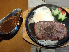 -戈尔登酒店·满堂彩咖啡厅