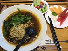 午餐-眷村牛肉面套餐-我茶人文茶馆