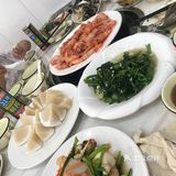 图片是299团购。阿姨忙前忙后问我们口味合不合适