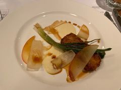 -The Diamond Jubilee Tea Salon at Fortnum & Mason