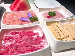-海底捞火锅鲜切牛肉主题店(长寿路店)