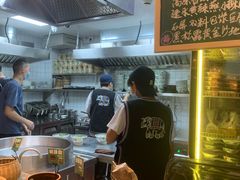 -云阿蛮云南生烫牛肉米线(奉贤路店)