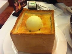 -港丽餐厅(高德置地店)