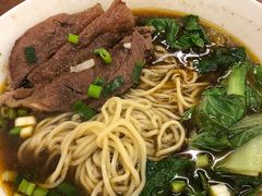-尊品原汁牛肉面