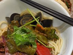 -西部马华清真兰州牛肉面·烧烤夜市(三里河店)