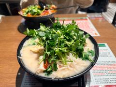 -肥汁米蘭香港米线(定西路店)