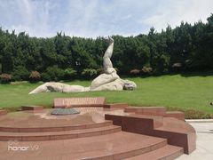 -上海市龙华烈士陵园