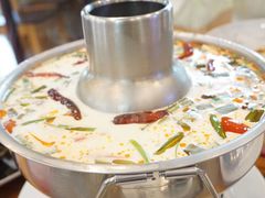 -Chom Cafe and Restaurant