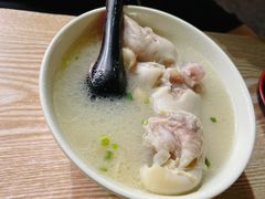 -雷祖芳老妈蹄花店