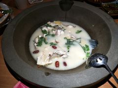 -咕嘟草帽鱼·牛奶一样的鲜鱼汤(包河万达广场创始店)