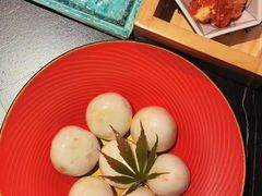 -山川小町·极番烧肉(新地假日广场店)