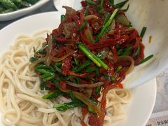 -汗腾格里·风味餐厅(新疆驻京办店)