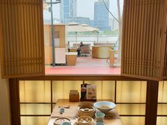 -蟹家大院 · 独揽江景(滨江店)