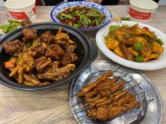 -江城燕子大排档(江汉路步行街店)