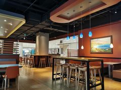 大堂-The Habit Burger Grill 哈比特汉堡(复兴soho店)