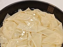 -德天肥牛海鲜火锅(龙吟坊店)