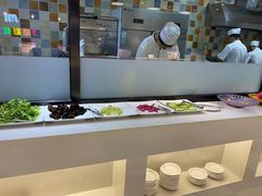 -梦航彩虹之约自助餐厅(华府天地店)