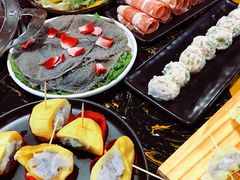-憨孃孃·重庆老火锅(红山黑金店)