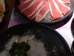 -呷哺呷哺(松北万象汇店)