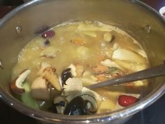 -野菌皇海景野生菌火锅(滨海大道店)