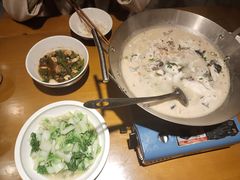-格塘人家·山泉水煮鱼(望兴家园店)