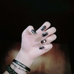 -美斯洛美甲美睫连锁店