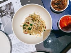 香葱拌笋衣-小大董·烤鸭(观景餐厅·南京西路店)