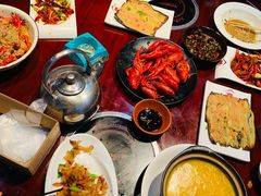 -霄汉牛三鲜湖北砂锅菜(万松园2店)