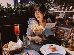 -卡普里披萨·牛扒·下午茶