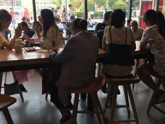 -星巴克臻选(郑州中原万达店)