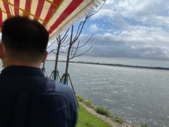 -上海滴水湖皇冠假日酒店
