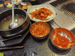 -臻牛烤肉