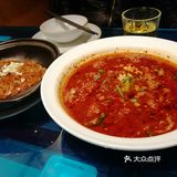 牛奶爆珠布丁好吃，米饭很香，不过点的水煮肉片