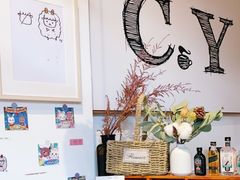 -C.Y Cafe