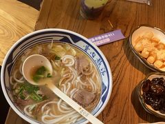 -鑫花溪牛肉米粉(景德路店)