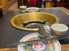 -沸炉重庆老火锅(军事博物馆店)