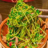 谁不爱红棚火锅[害羞]梦回童年烟火气的美食街