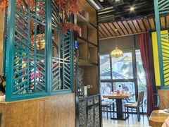 -黄泥岗·地道湖北菜(奥特莱斯店)