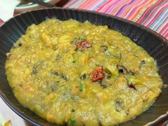 -香巴拉云南餐厅(华莱坞店)