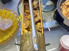 -刘姐啤酒鱼民族演艺餐厅(西街总店)