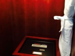 -绍兴中金豪庭大酒店