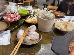 -黄潇洒老火锅(九眼桥宏济巷店)