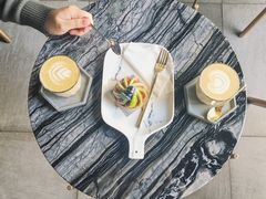 -UNI UNI(环亚凯瑟琳店)