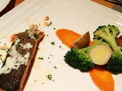 -LENBACH兰巴赫西餐啤酒坊(大连星海广场店)
