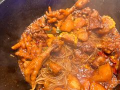 -山河屯铁锅炖(绥望路店)