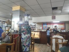 大堂-四平包子铺