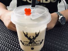 小鹿逗花-THE ALLEY 鹿角巷(大都荟店)