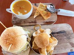 奶油南瓜汤-魏斯理汉堡(西安沣东吾悦店)